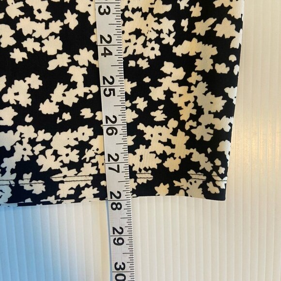 Talbots Top Blouse Black and White Floral Size 1X Spring Classic Long Sleeve - Picture 9 of 9